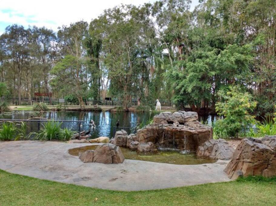 Cheerful 3-bedroom In The Heart Of Burleigh Heads Gold Coast