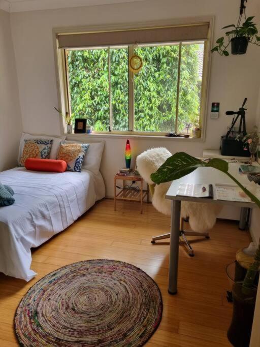 Cheerful 3-bedroom In The Heart Of Burleigh Heads * Gold Coast